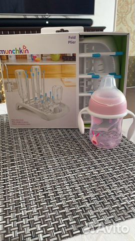 Поильник,и сушилка для бутылок