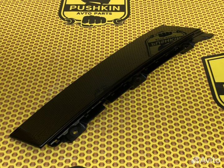 Молдинг стойки двери внешний передний левый Ford