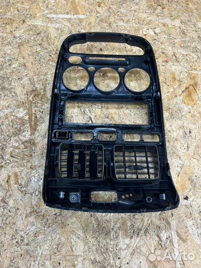 Рамка центральной консоли Hyundai Accent 1.5 2008