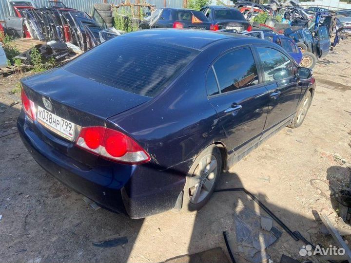 Авто на разбор Honda Civic 8 4D седан 2005-2009