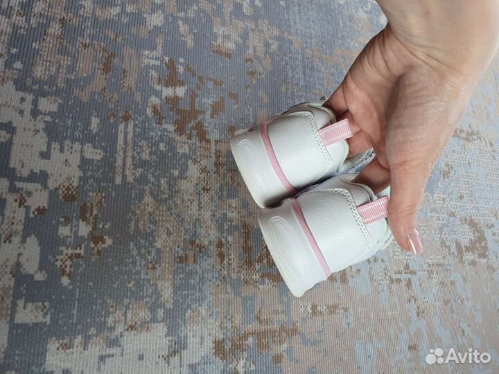 Кроссовки для девочки, ботиночки весна 25 размер