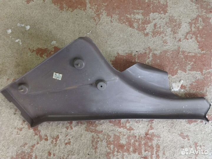 Обшивка задней стойки низ левая Chery QQ S21
