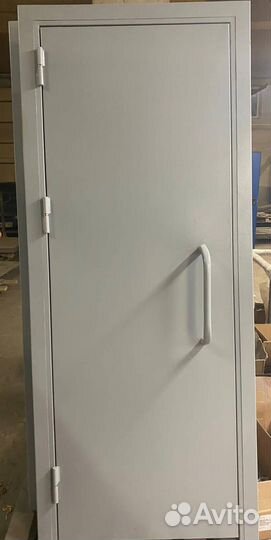 Тамбурная входная дверь