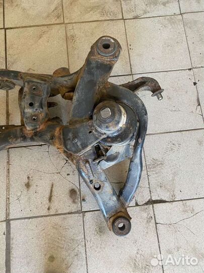 Задний подрамник volvo xc90 2003 г.в