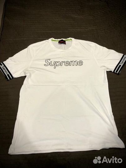 Supreme вещи