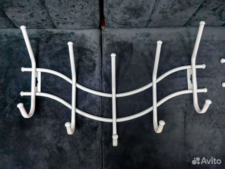Крючки для одежды бу