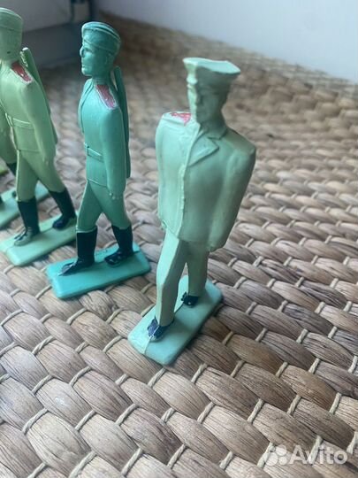 Солдатики пластмассовые СССР