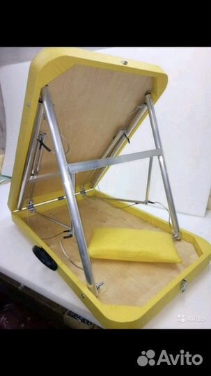 Массажный стол