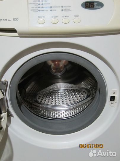 Стиральная машина Samsung(узкая)