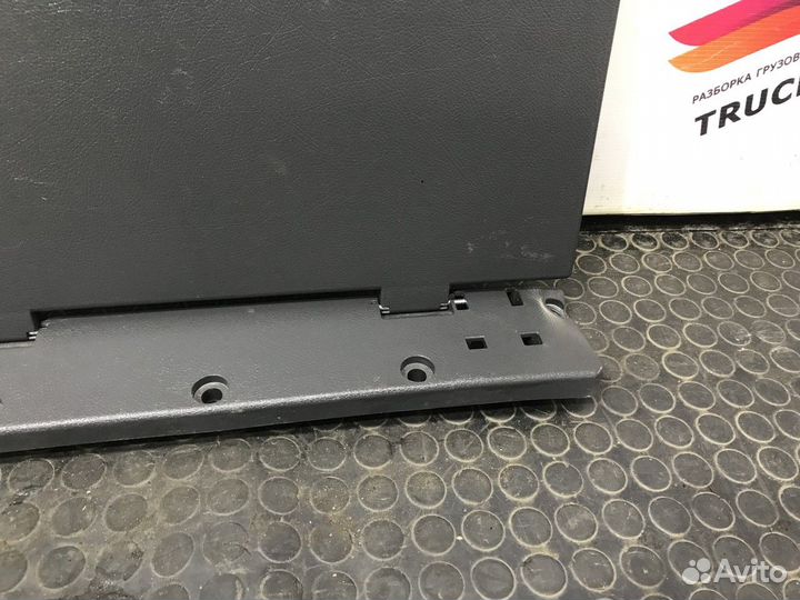 Крышка (дверца) бардачка Mercedes-Benz Actros