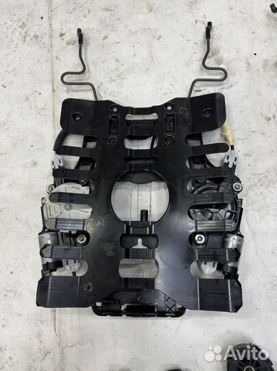 Поясничный упор в сиденье audi q5 8r