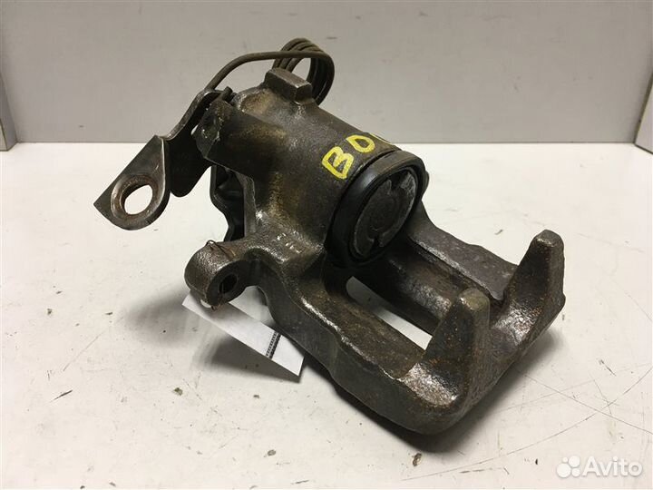 Суппорт тормозной задний правый задний правый Audi