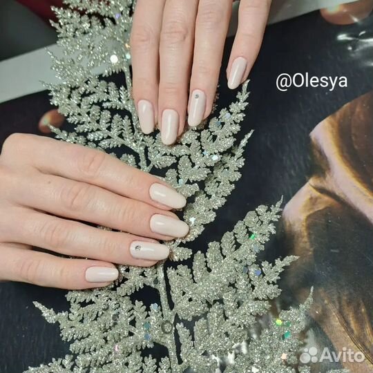 Маникюр и наращивание ногтей