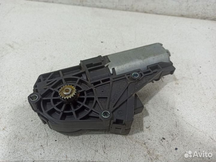 Моторчик люка