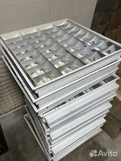 Светильник потолочный