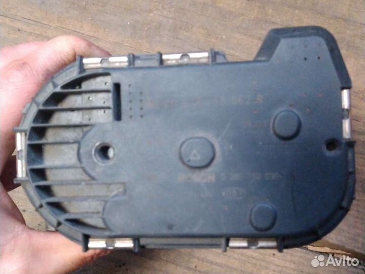 Дросельная заслонка A6 C5 2,4