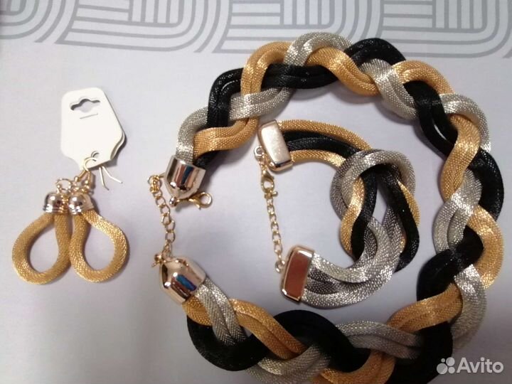 Комплект украшений