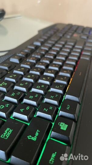 Игровая клавиатура с подсветкой