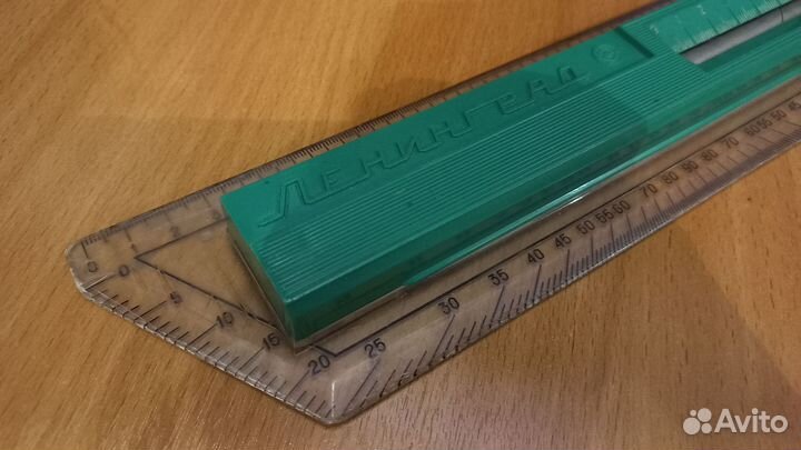 Инерционная чертежная линейка ир-2