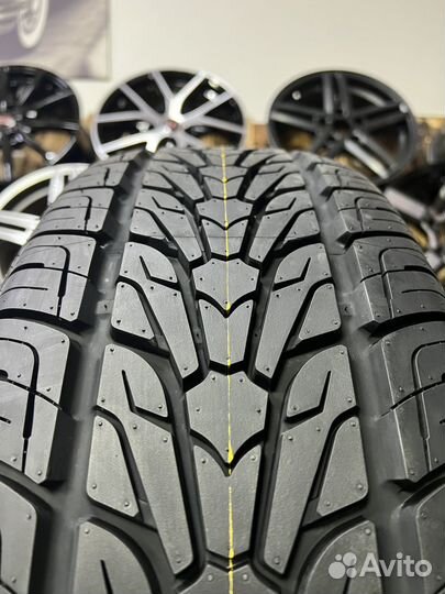 Roadstone Roadian HP SUV 275/40 R20 106V