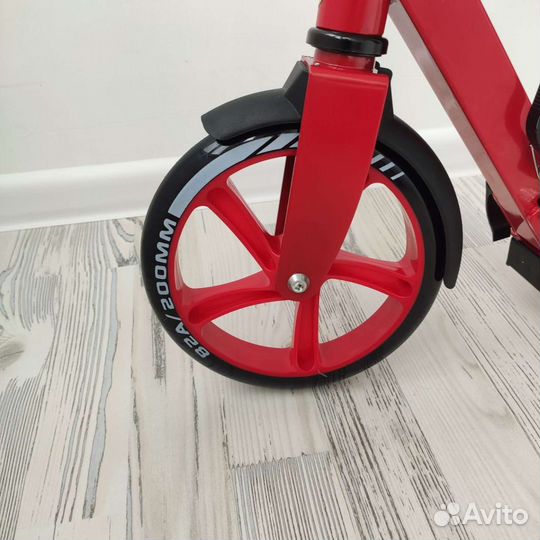 Самокат Ferrari, взрослый