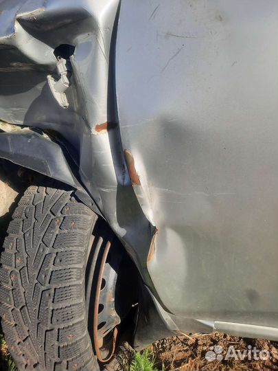 Дверь передняя левая toyota corolla 150