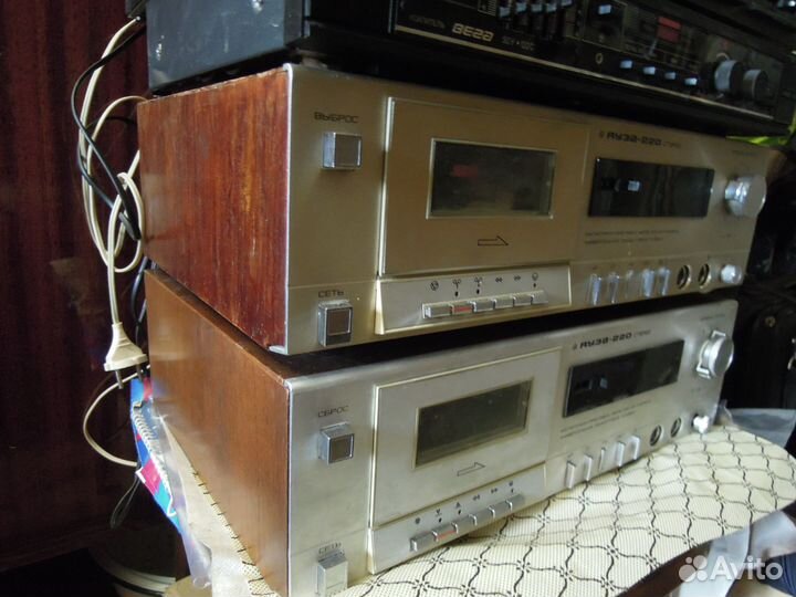 Кассетный магнитофон Яуза-220