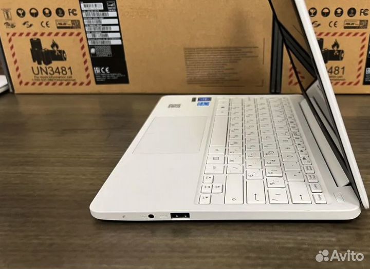 Ноутбук/ ультрабук asus полный комплект
