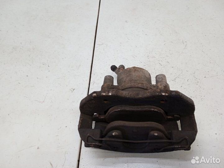 Суппорт передний левый Ford Focus 2 1.6 2005