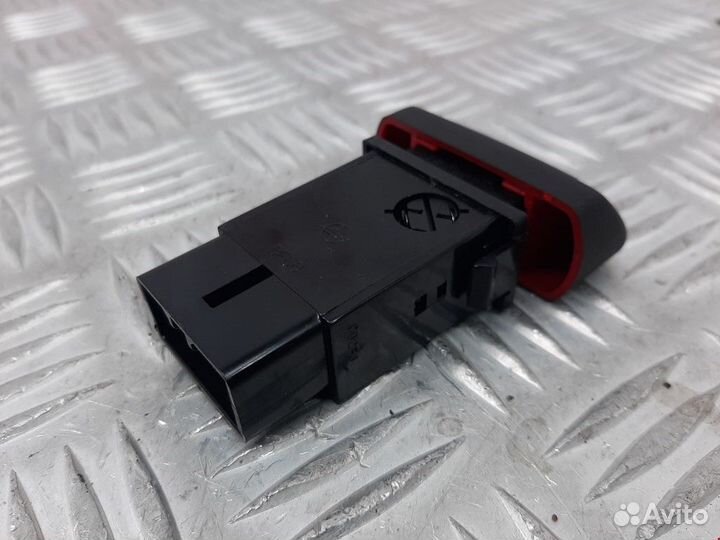 Кнопка аварийной сигнализации SsangYong Rexton