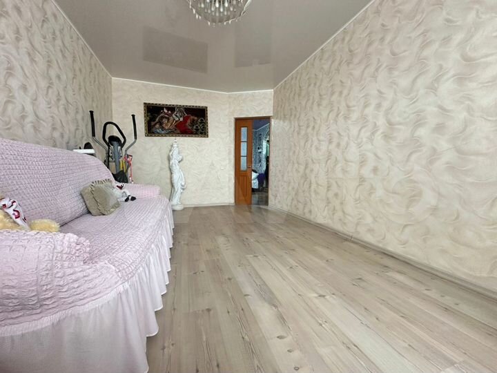 2-к. квартира, 62 м², 2/3 эт.