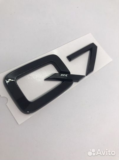 Эмблема шильдик Audi Q 3 / 5 / 7