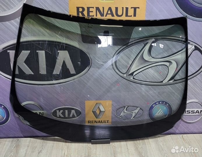 Стекло лобовое Nissan almera G15