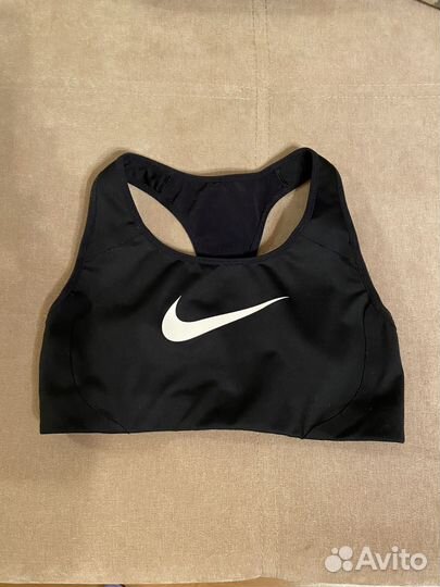 Спортивный топ Nike XS оригинал новый