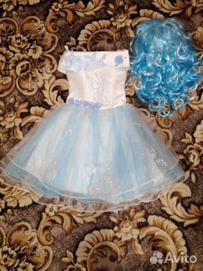 Новогоднее платье на девочку. 5-6 лет