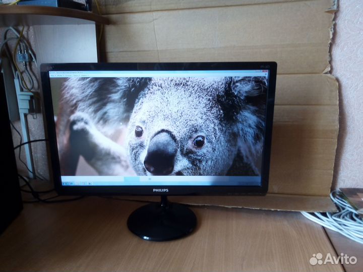 Монитор 22 дюйма philips