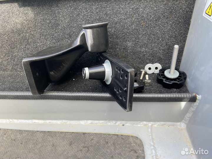 Крепление эхолота в Т-паз, по мотивам RAM 109