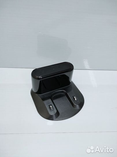 База для робота пылесоса Redmond RV-R650s