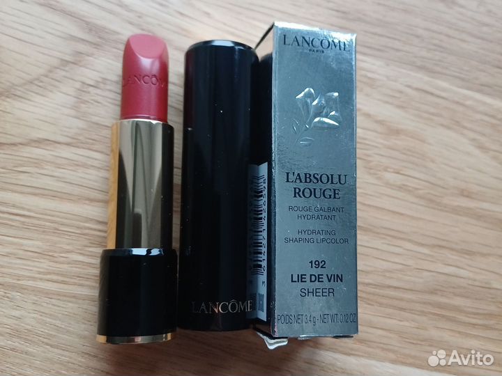 Lancome L'Absolu Rouge Sheer Помада 192