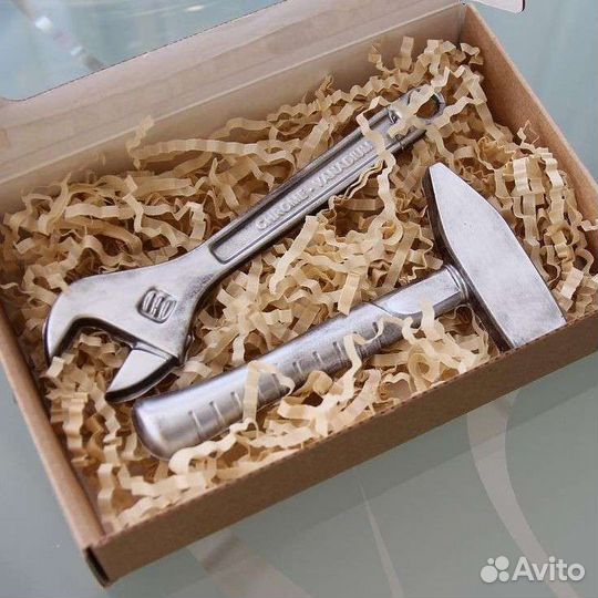 Подарок на 23 февраля коллегам