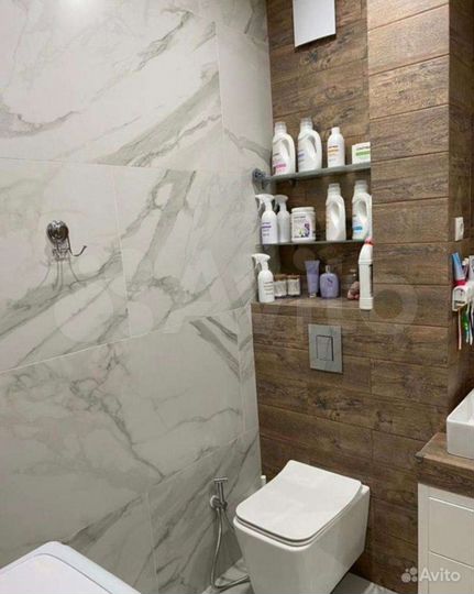 1-к. квартира, 52 м², 1/5 эт.