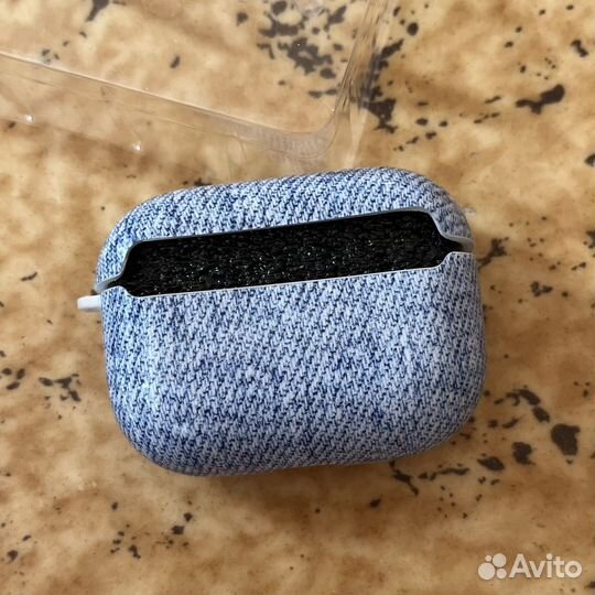 Чехол для Airpods Pro Guess