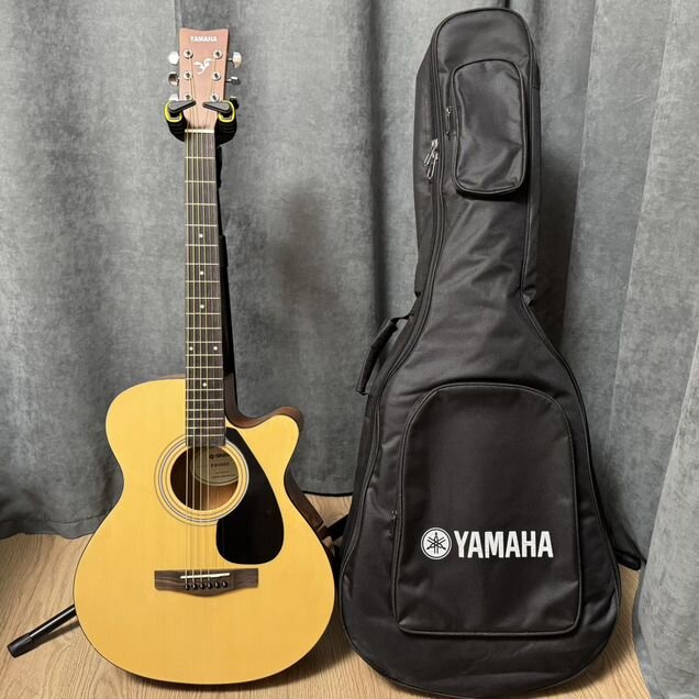Акустическая гитара Yamaha fs100c новая
