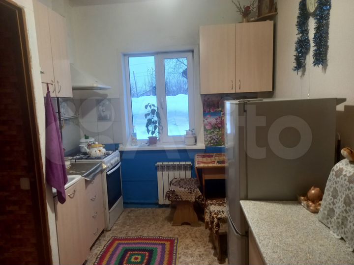 Дом 33 м² на участке 7,2 сот.