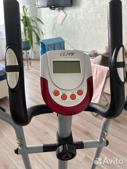 Эллиптический тренажер