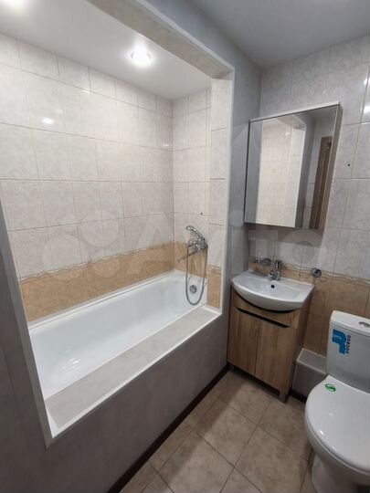 4-к. квартира, 80 м², 4/9 эт.