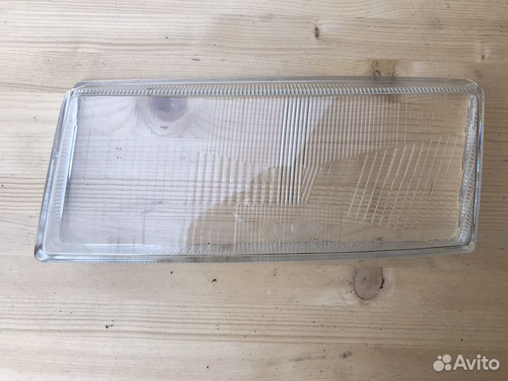 Стекло фары левое Skoda Felicia 1998-2002