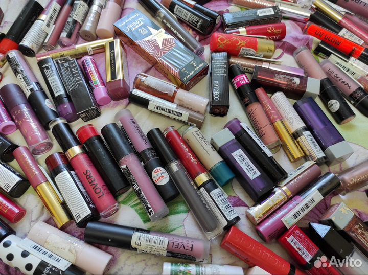 Набор помад и блесков
