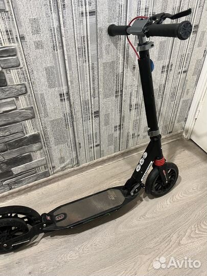 Самокат двухколесный