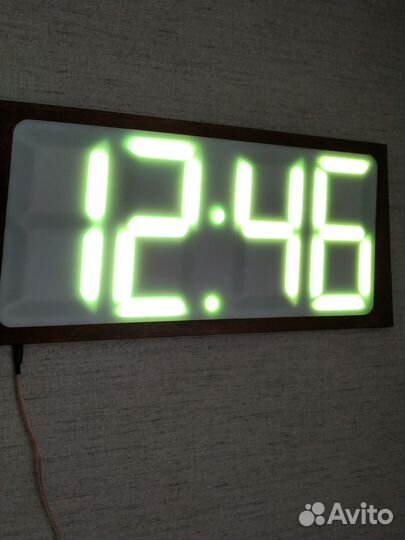 Большие электронные часы